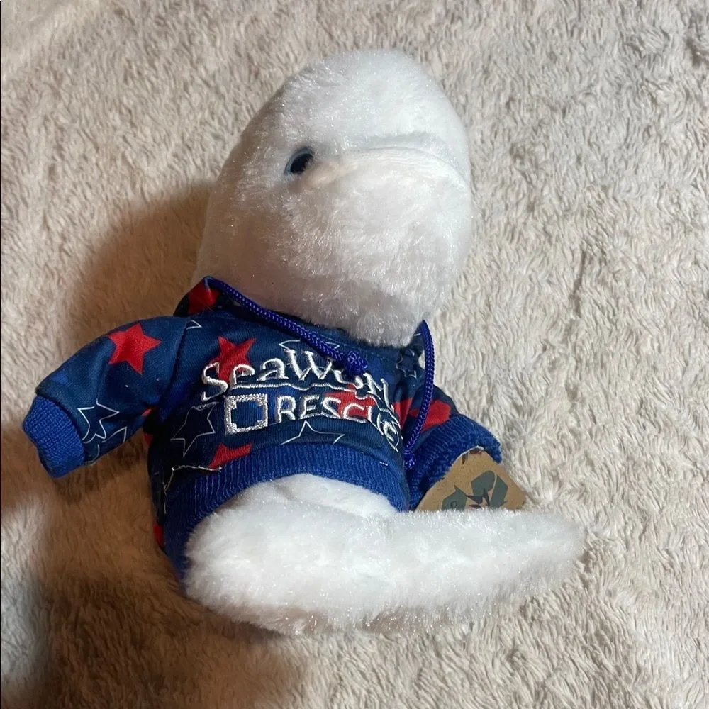 SeaWorld Rescue Plush Toy - White and Blue NWT